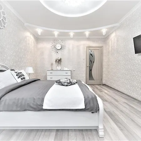 возле аркадии и парка победы オデッサ