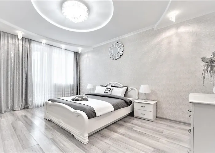 Квартира Возле Аркадии И Парка Победы *