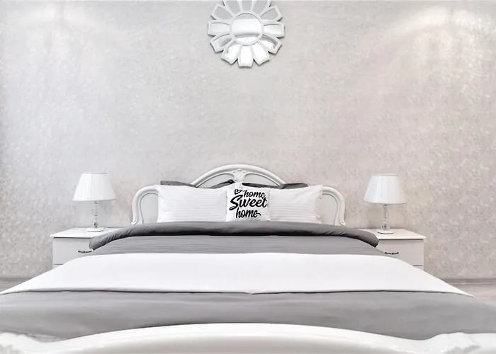 Apartment Квартира Возле Аркадии И Парка Победы